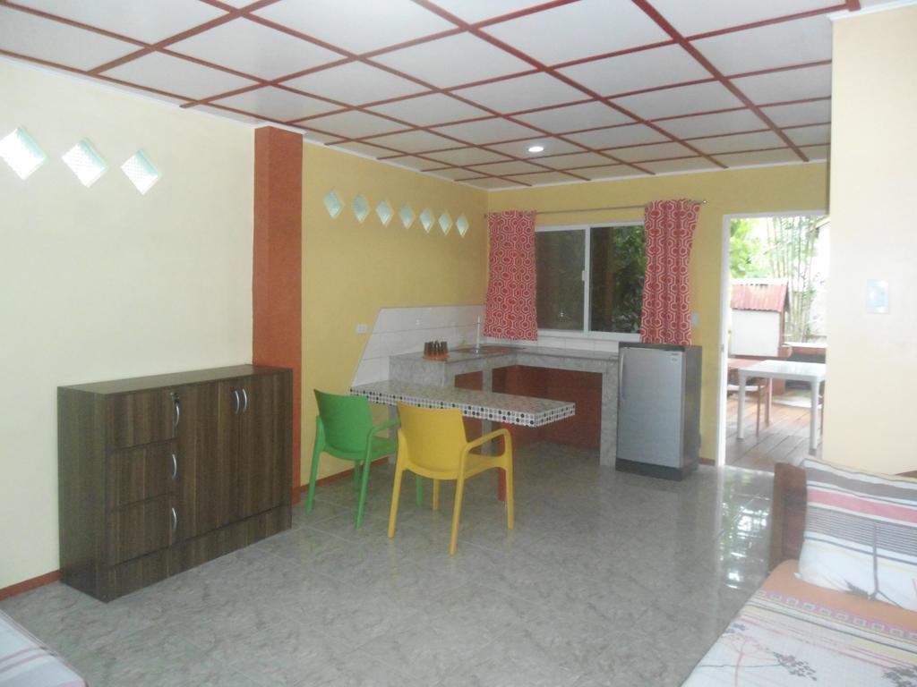 Menchu'S Pension House Panglao Luaran gambar